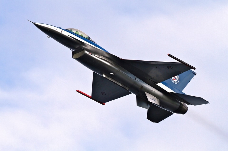 Dominik Duda pilotem akrobacyjnym F-16